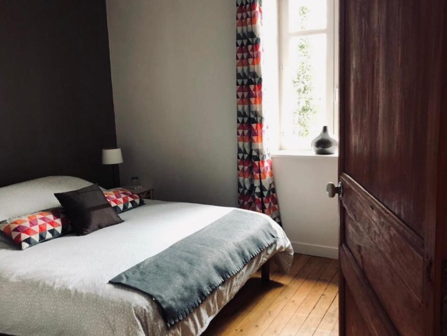 Chambres D'Hotes Les Heures Claires Briennon Eksteriør billede